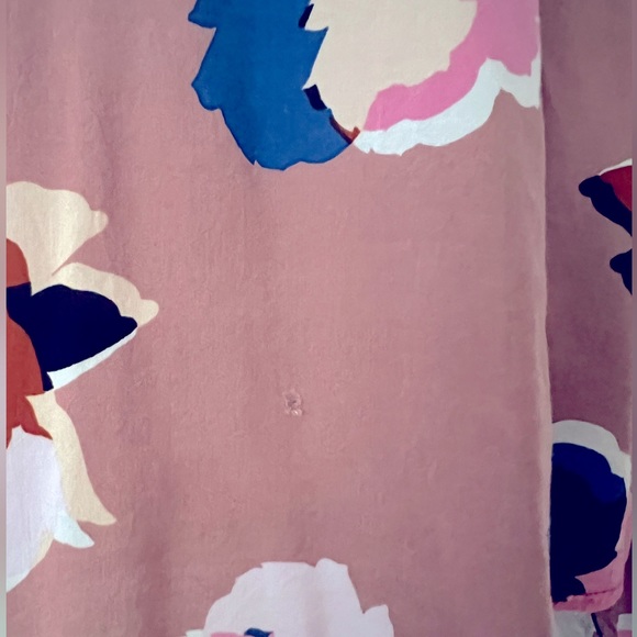 A New Day Mauve V-Neck Floral Tunic - Picture 2 of 4